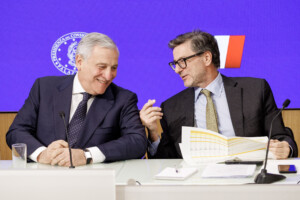 banken tajani pleine confiance en giorgetti qui sest toujours comporte correctement