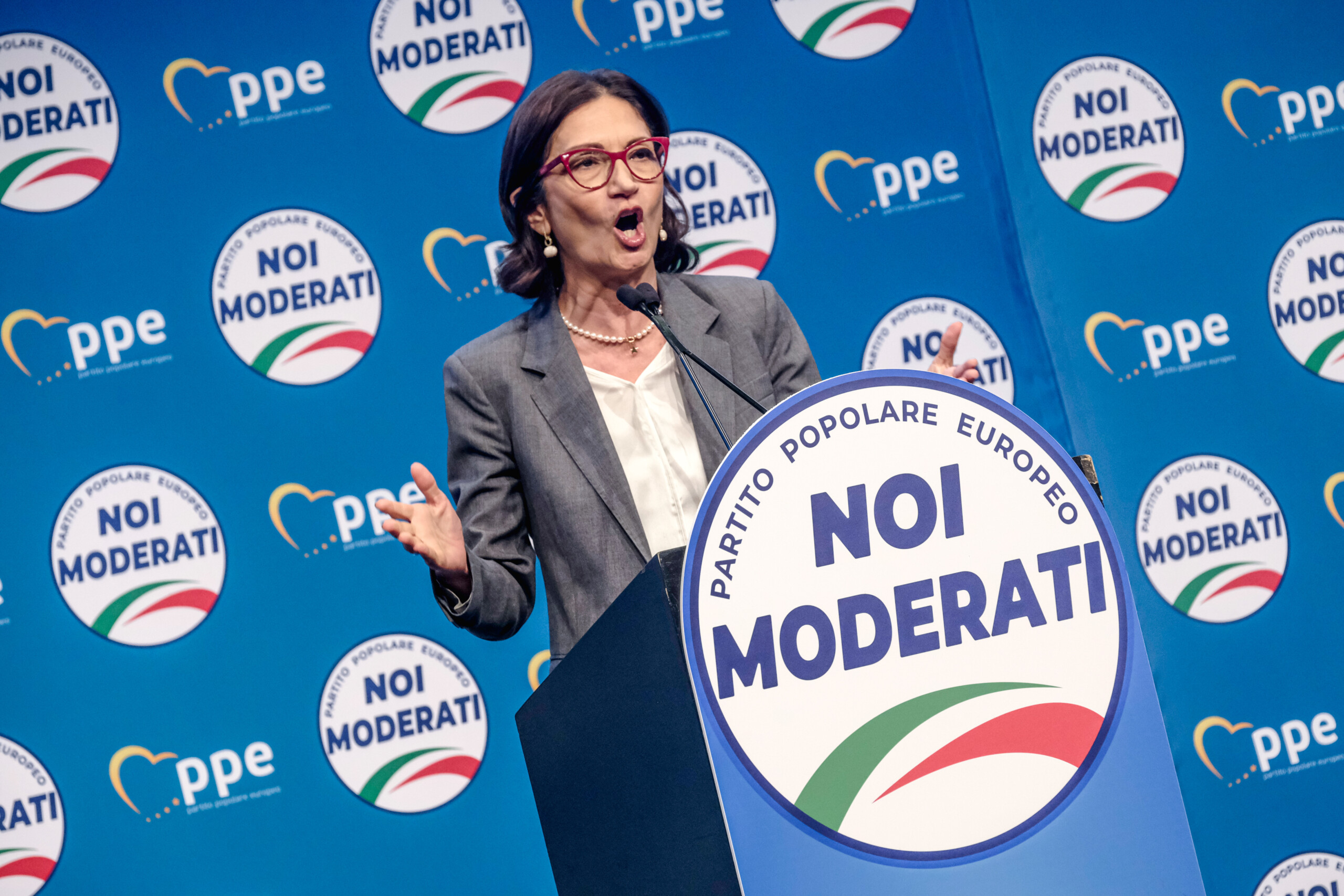 gouvernement gelmini avec meloni litalie nest plus a la traine en europe scaled