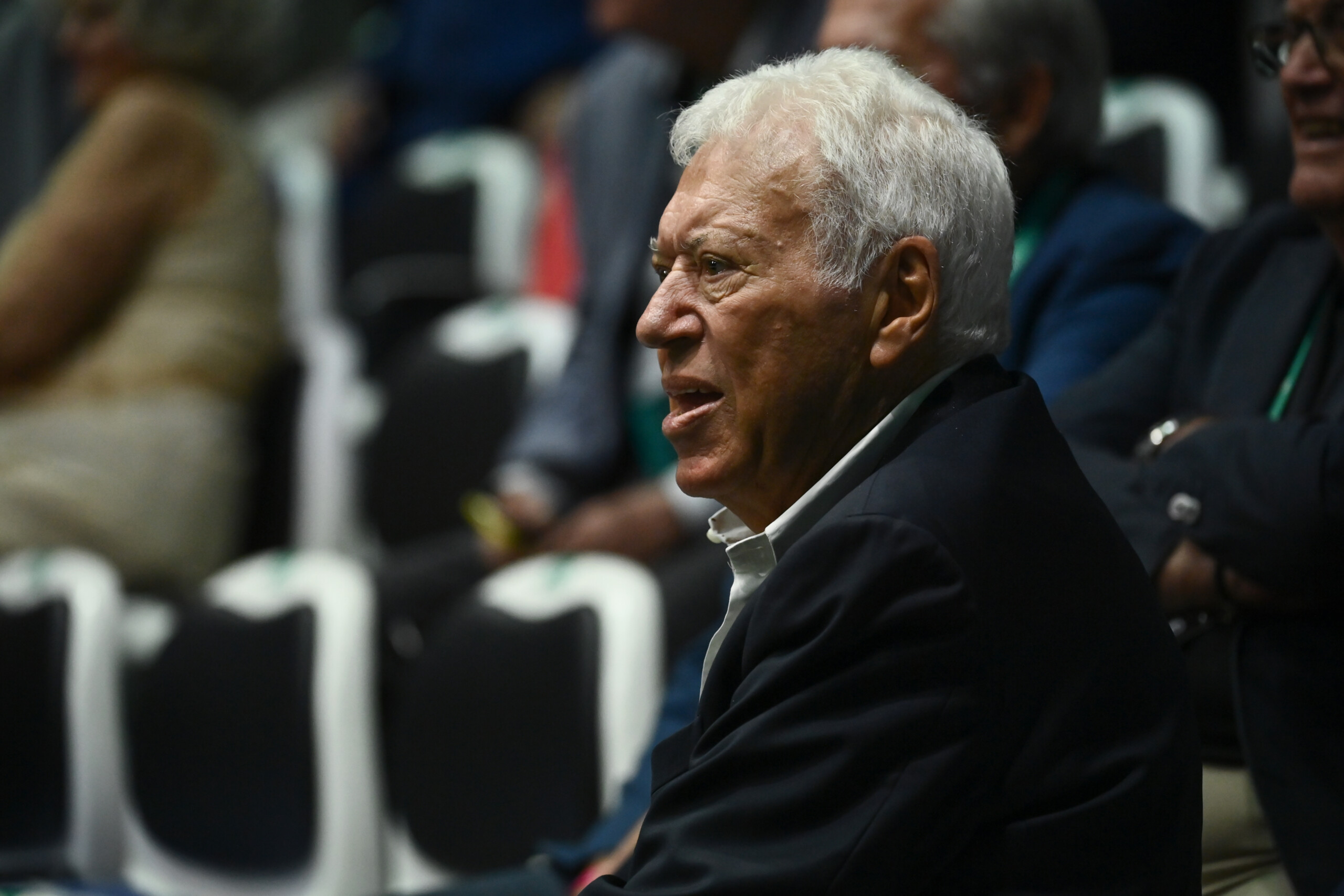 pietrangeli meloni il a porte haut le nom de litalie dans le monde scaled