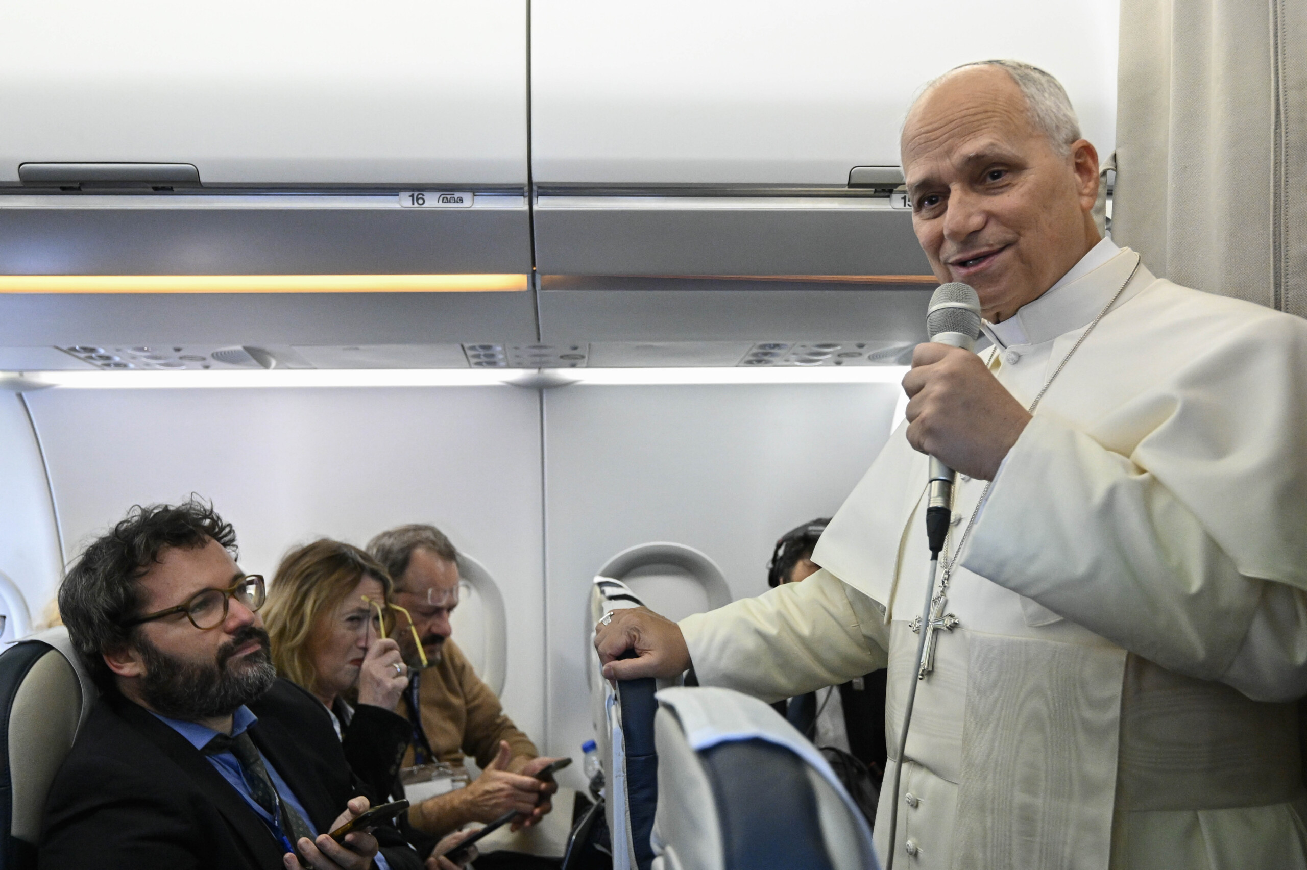 Liban, le Pape : « Le Hezbollah doit déposer les armes et chercher le dialogue » 1 liban le pape le hezbollah doit deposer les armes et chercher le dialogue scaled