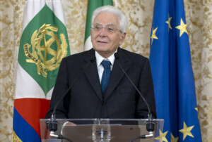 volontariat mattarella une ressource pour vaincre les inegalites et promouvoir la paix