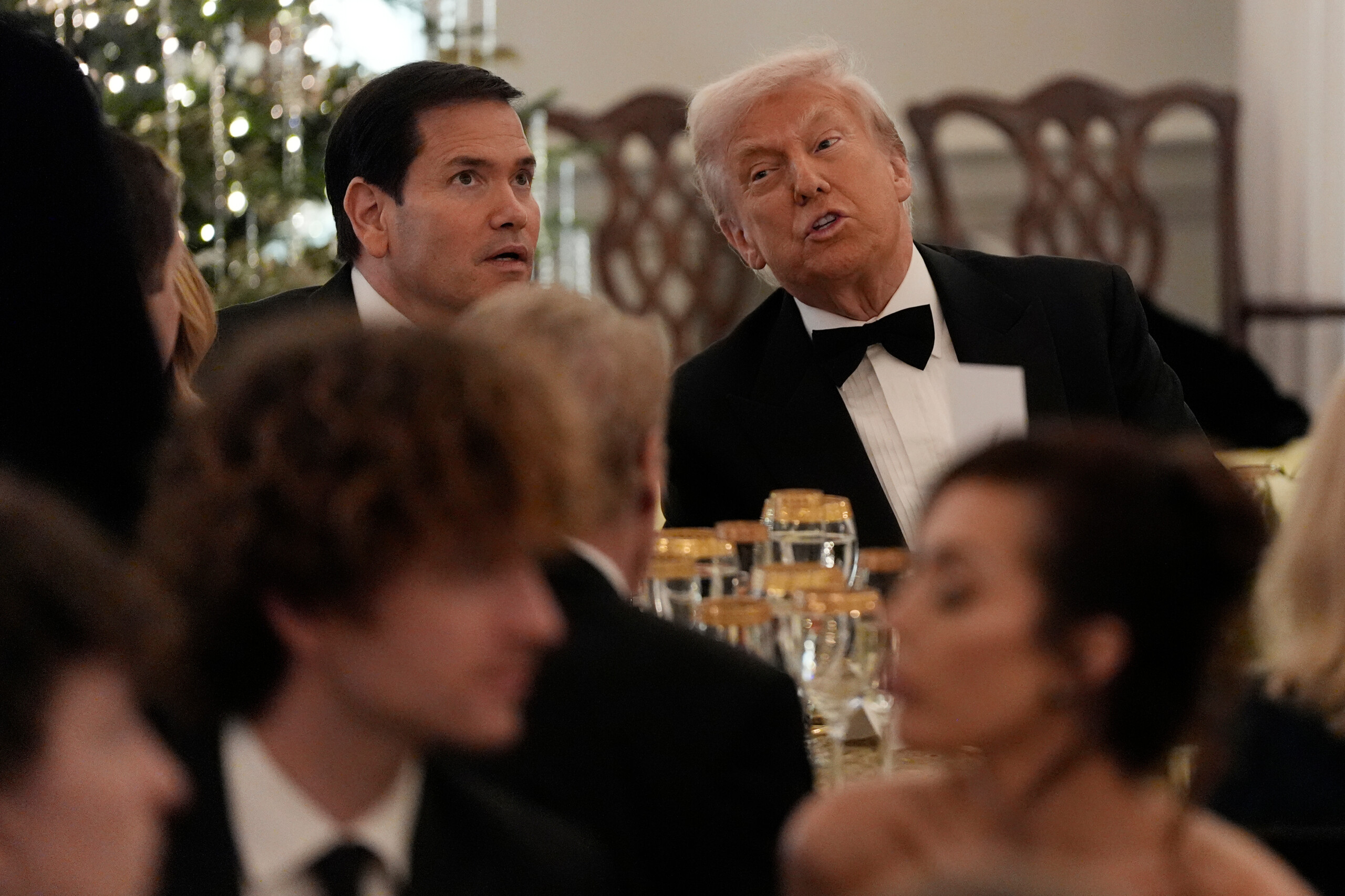 Ukraine, Trump : « Quelque peu déçu par Zelensky, il n'est pas prêt à signer la proposition de paix » 1 ukraine trump quelque peu decu par zelensky il nest pas pret a signer la proposition de paix scaled