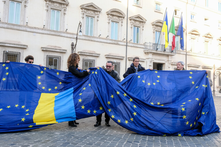 meloni recoit zelensky au palais chigi