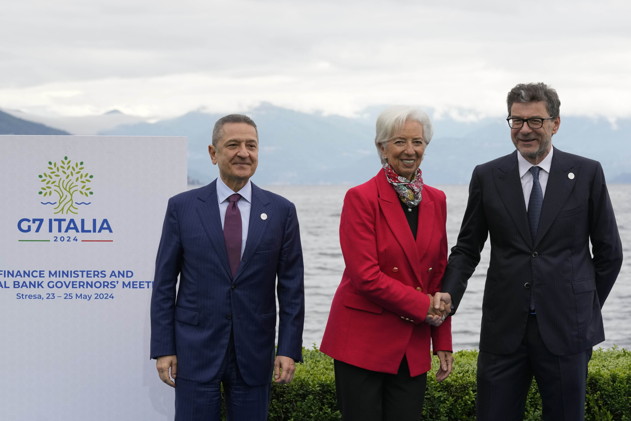 manoeuvre sources du mef tout est clarifie entre giorgetti et lagarde concernant lor de la banque ditalie scaled