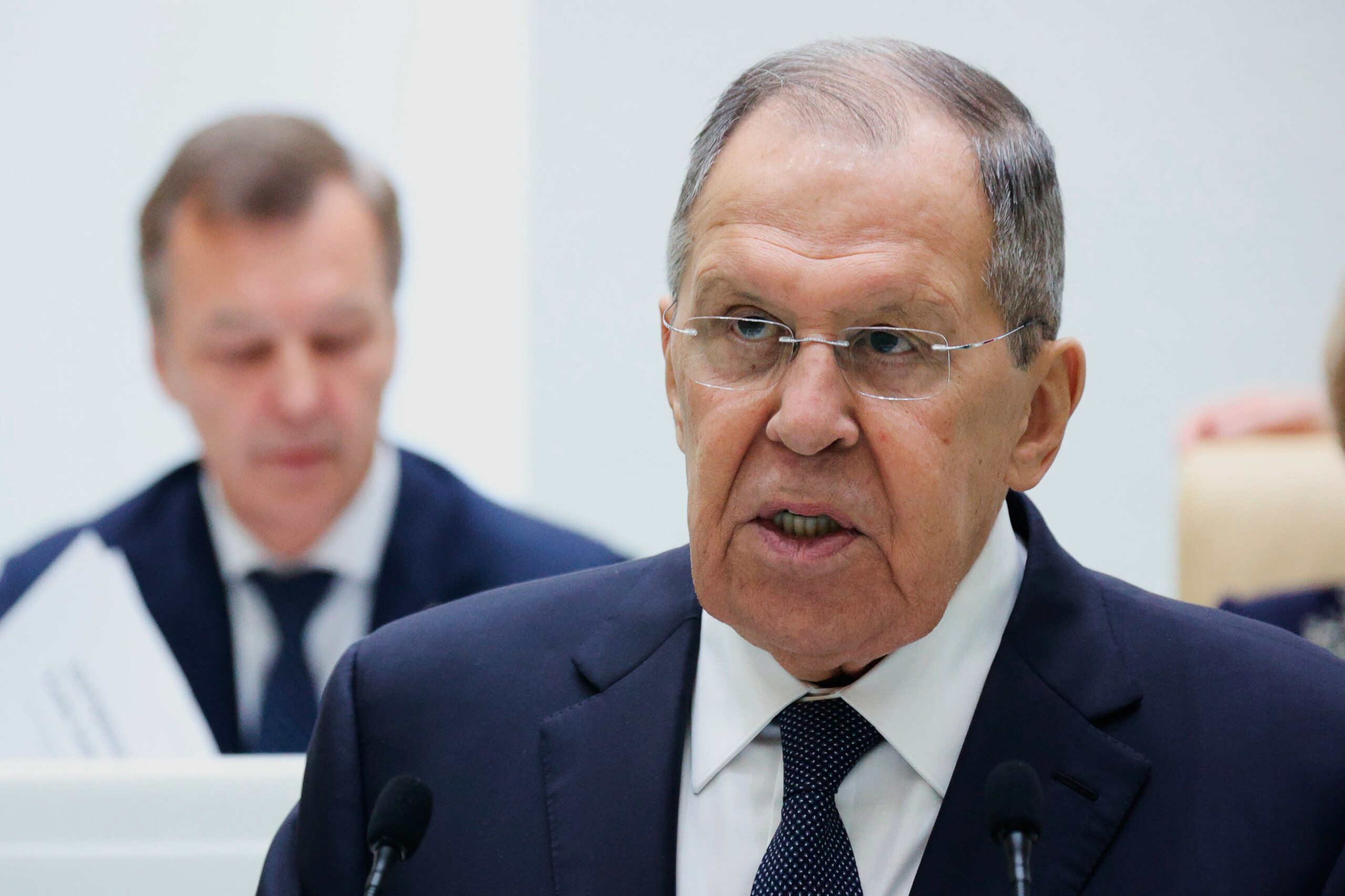 ukraine lavrov les forces de maintien de la paix europeennes seraient des cibles legitimes scaled