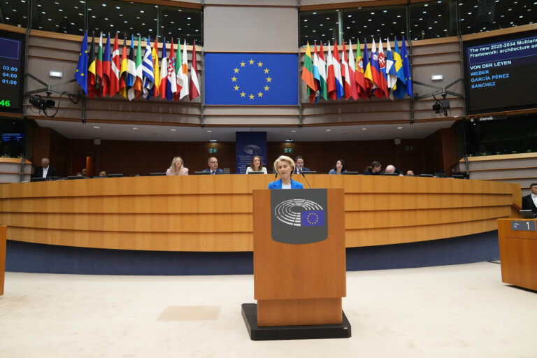 ukraine les etats membres de lue donnent leur feu vert au gel des avoirs russes sans limitation dans le temps