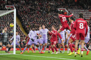 premier league liverpool bat brighton anfield retrouve salah