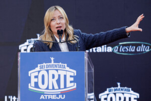 meloni le centre droit nest pas un accident de lhistoire nous continuerons a avancer ensemble pendant encore longtemps