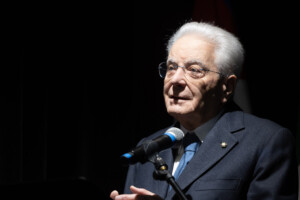 ai mattarella confier a des algorithmes des decisions de vie ou de mort constitue un recul en matiere de securite