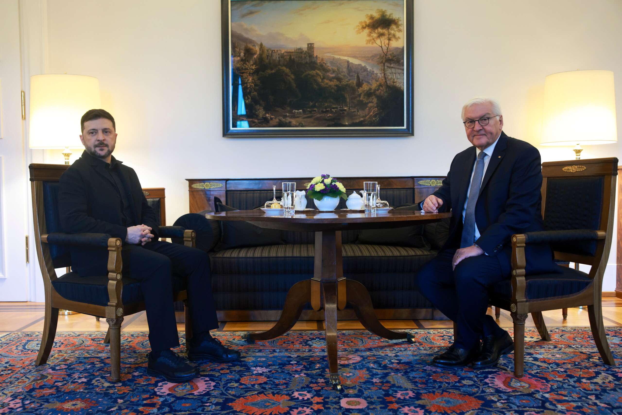 ukraine des pourparlers entre les etats unis et kiev sachevent a berlin scaled