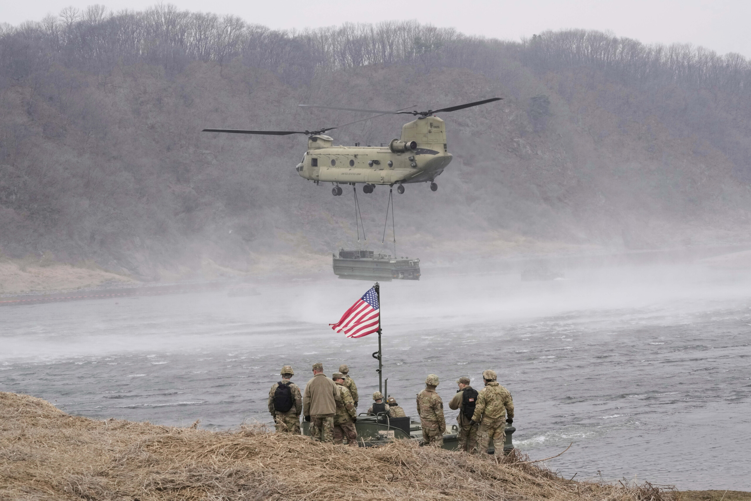 États-Unis : attaque contre des bateaux de trafiquants de drogue dans le Pacifique, 8 morts 1 etats unis attaque contre des bateaux de trafiquants de drogue dans le pacifique 8 morts scaled