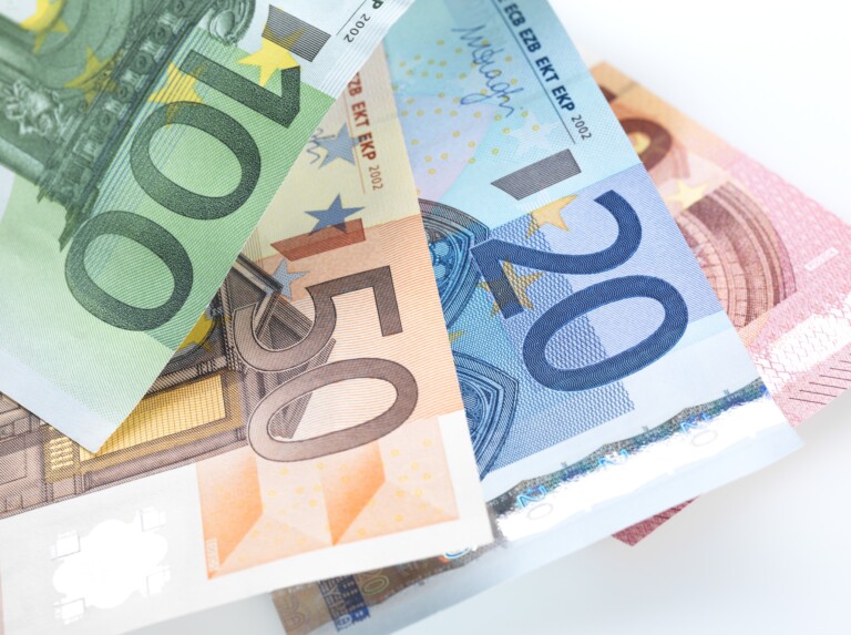 inflation eurostat stable a 21 dans la zone euro en novembre