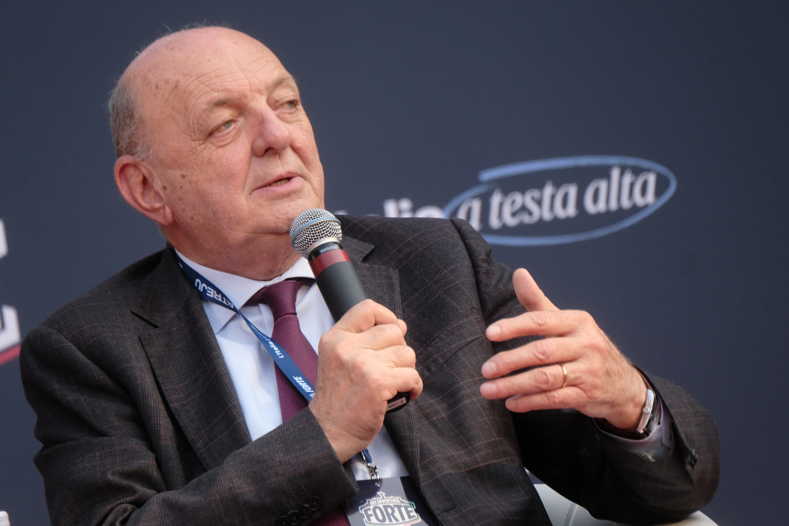 energie pichetto envisageons des mesures pour eviter une fermeture prematuree du charbon scaled