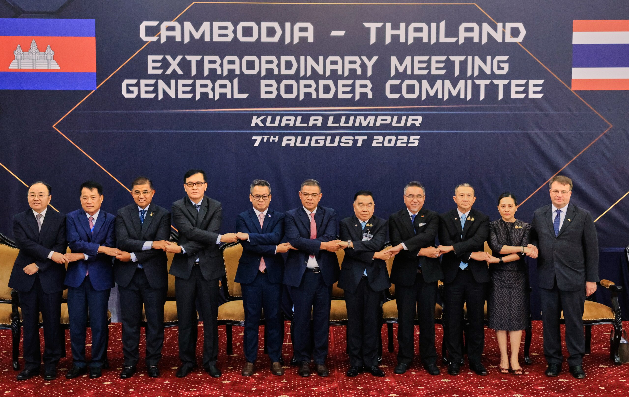 thailande cambodge signature dun accord de cessez le feu scaled