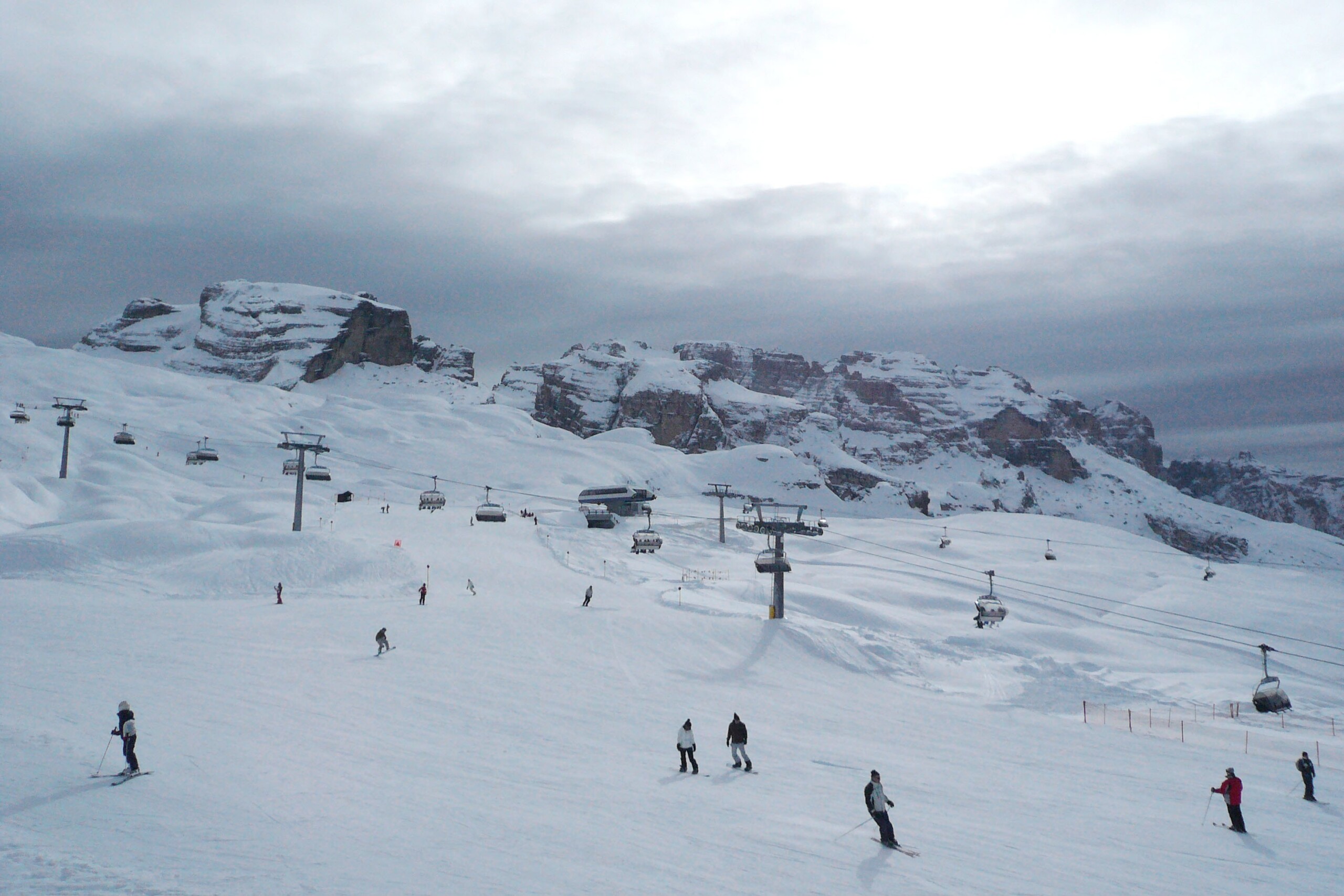 Trentin, à partir d’aujourd’hui « nombre idéal » sur les pistes de ski de Madonna di Campiglio 1 trentin a partir daujourdhui nombre ideal sur les pistes de ski de madonna di campiglio scaled