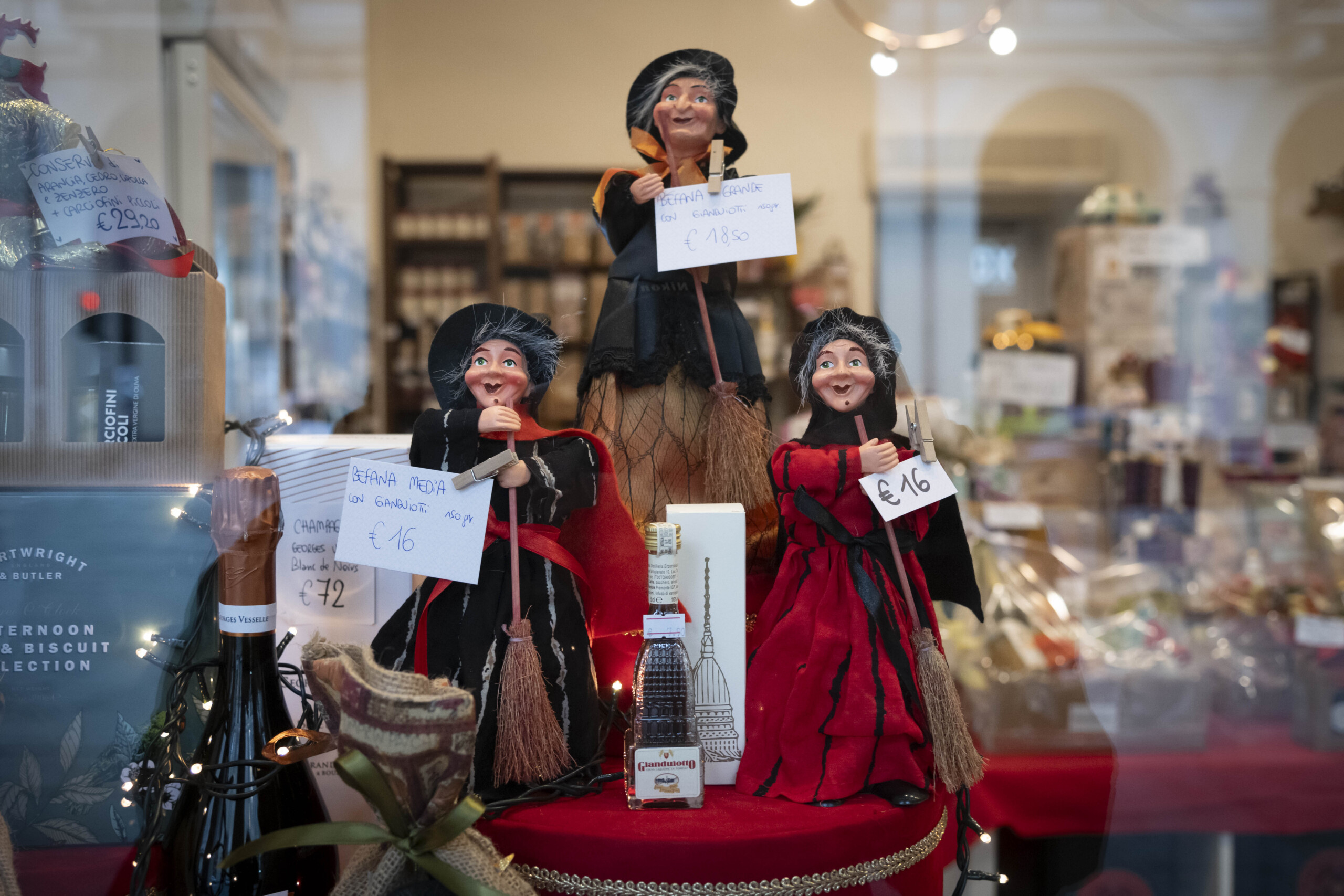 epiphanie federalberghi plus de 65 millions ditaliens en vacances 400 millions deuros de chiffre daffaires scaled