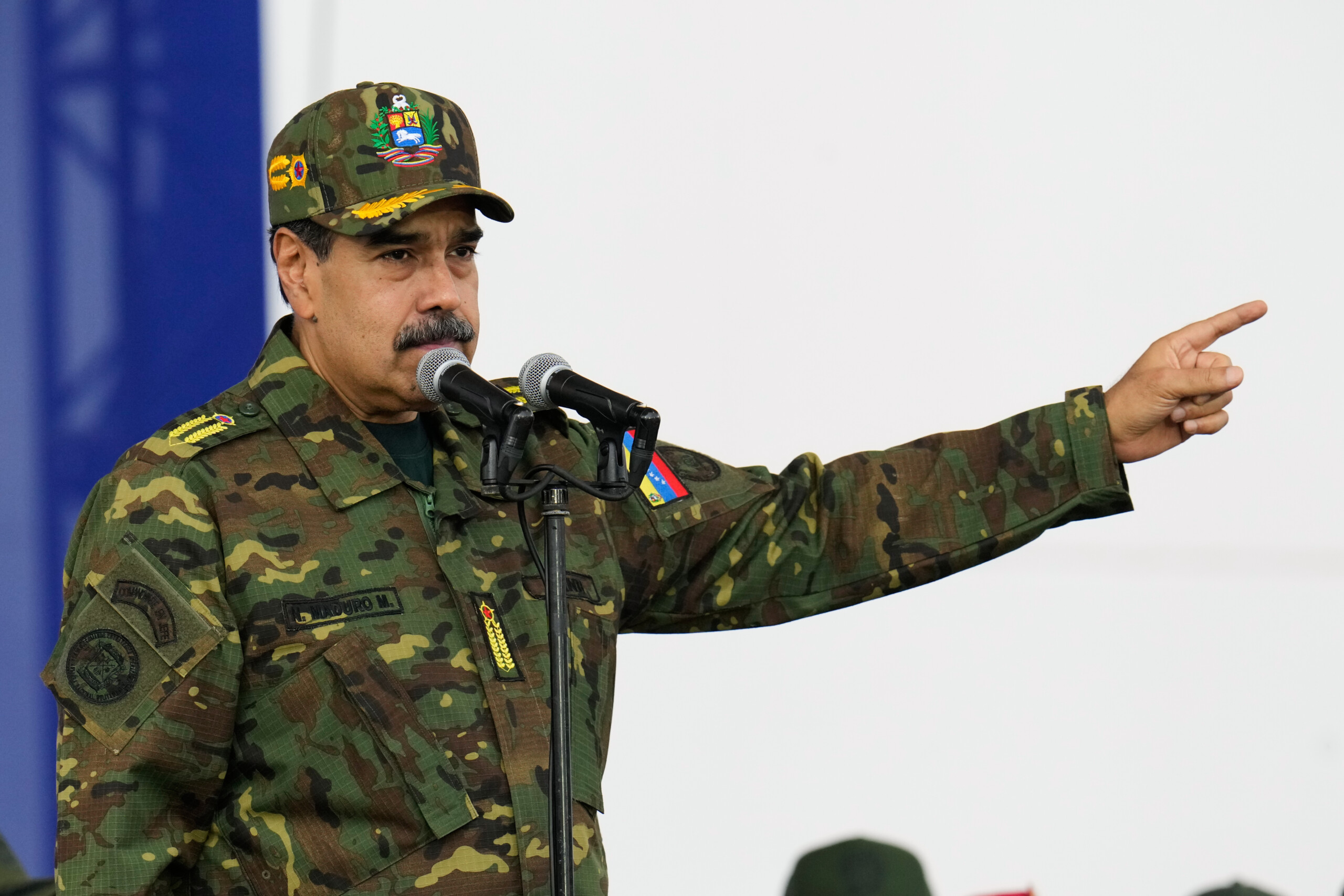 venezuela maduro declare letat durgence mettre en oeuvre les plans de defense scaled
