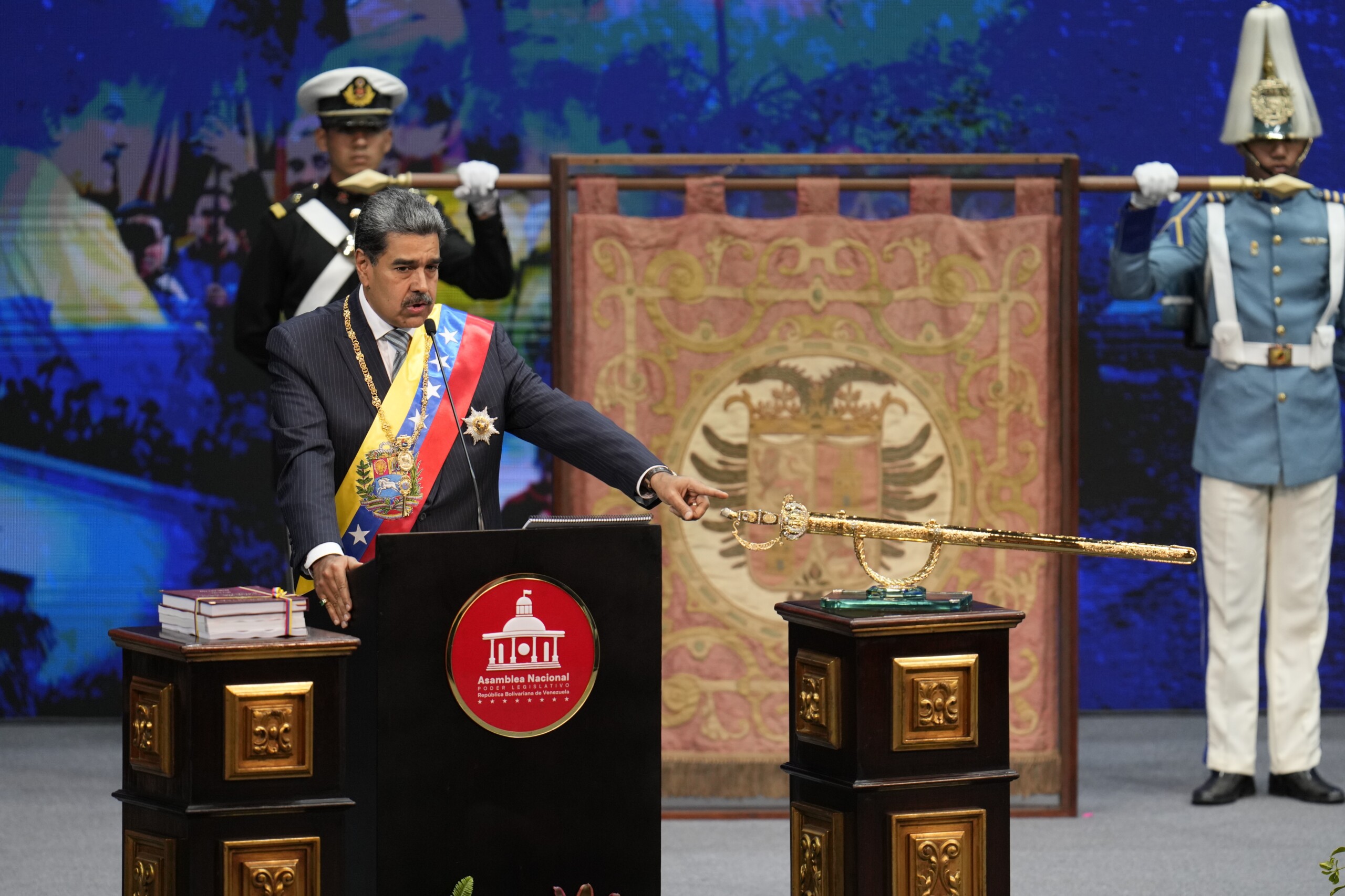 venezuela media maduro flown by plane to new york scaled