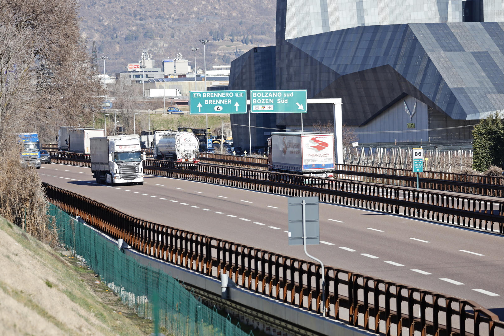 Autoroutes, Art : « Ajustement des péages conformément à la décision de la Cour constitutionnelle » 1 autoroutes art ajustement des peages conformement a la decision de la cour constitutionnelle