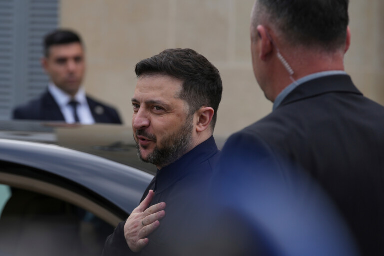 ukraine zelensky nouvelle session de pourparlers avec les etats unis a paris