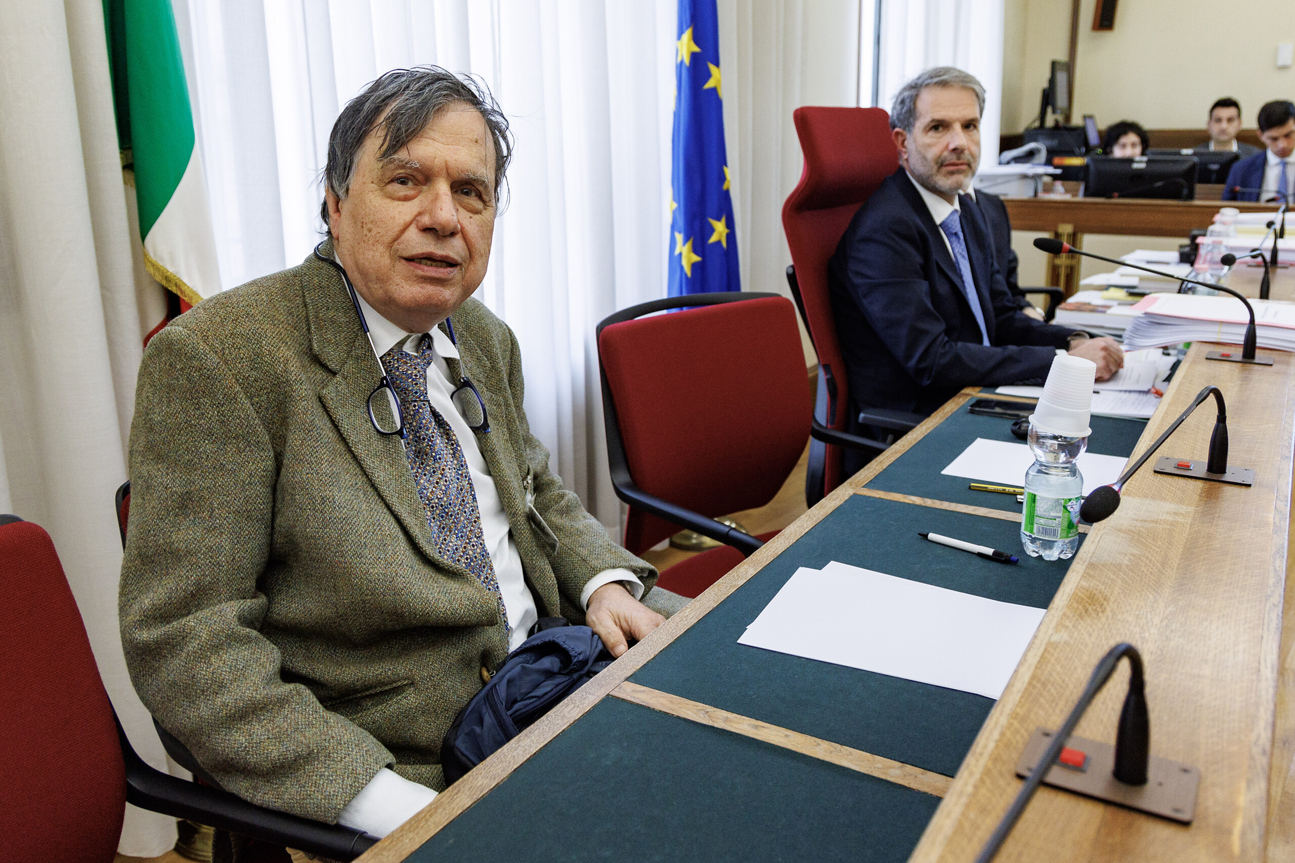 referendum nobel parisi la droite veut une caste irresponsable defendre lindependance scaled