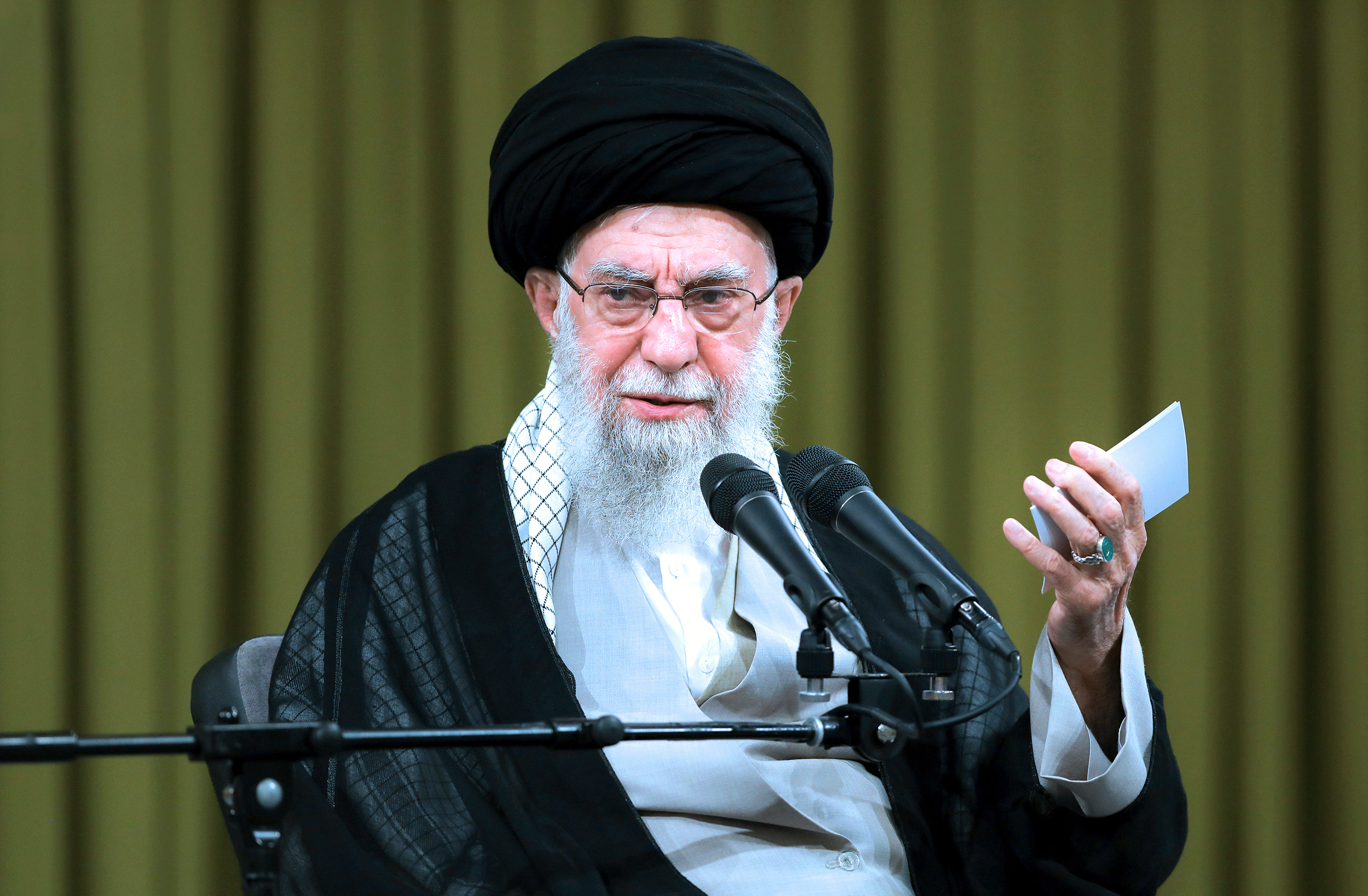 Iran, Khamenei : « Si Trump est si compétent, qu'il s'occupe des États-Unis » 1 iran khamenei si trump est si competent quil soccupe des etats unis