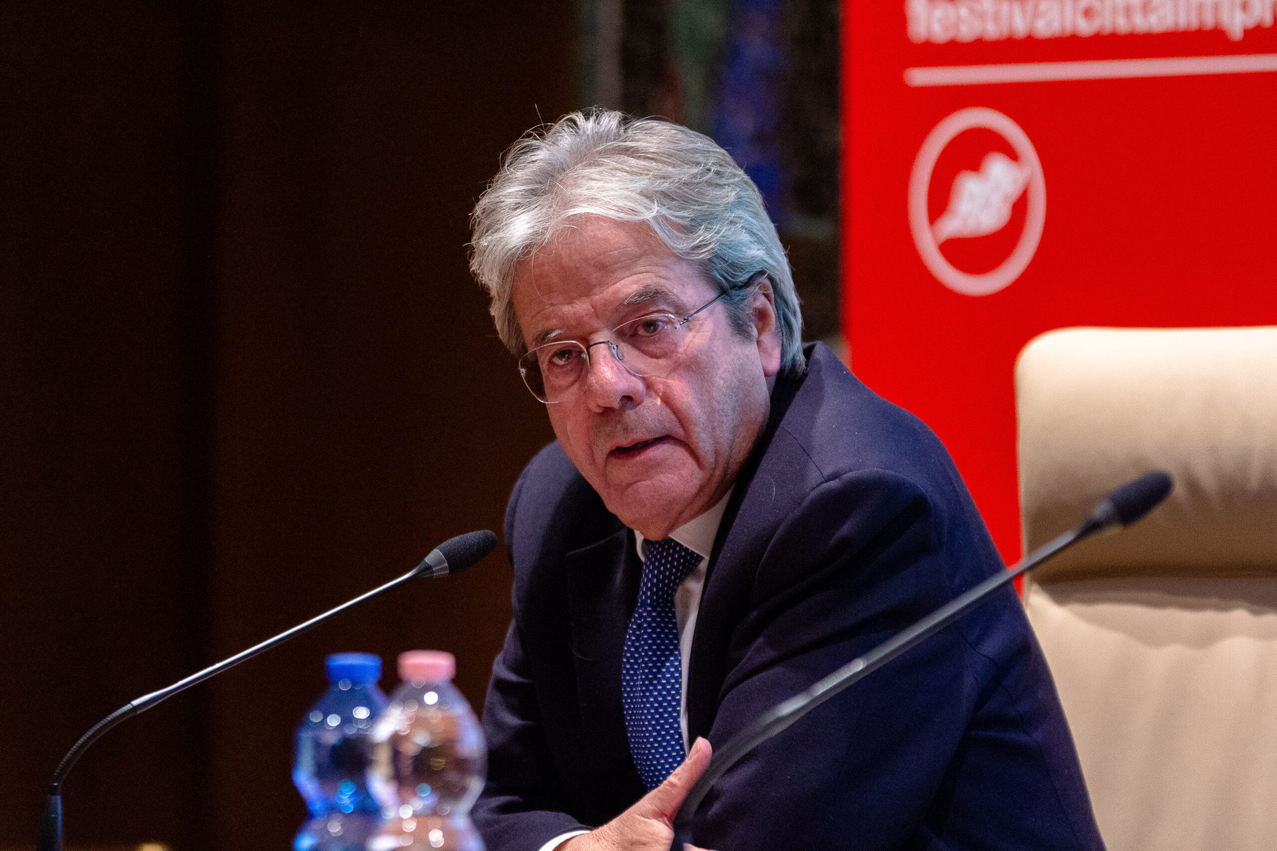 gentiloni une ministre competente une femme combative et ouverte au dialogue scaled