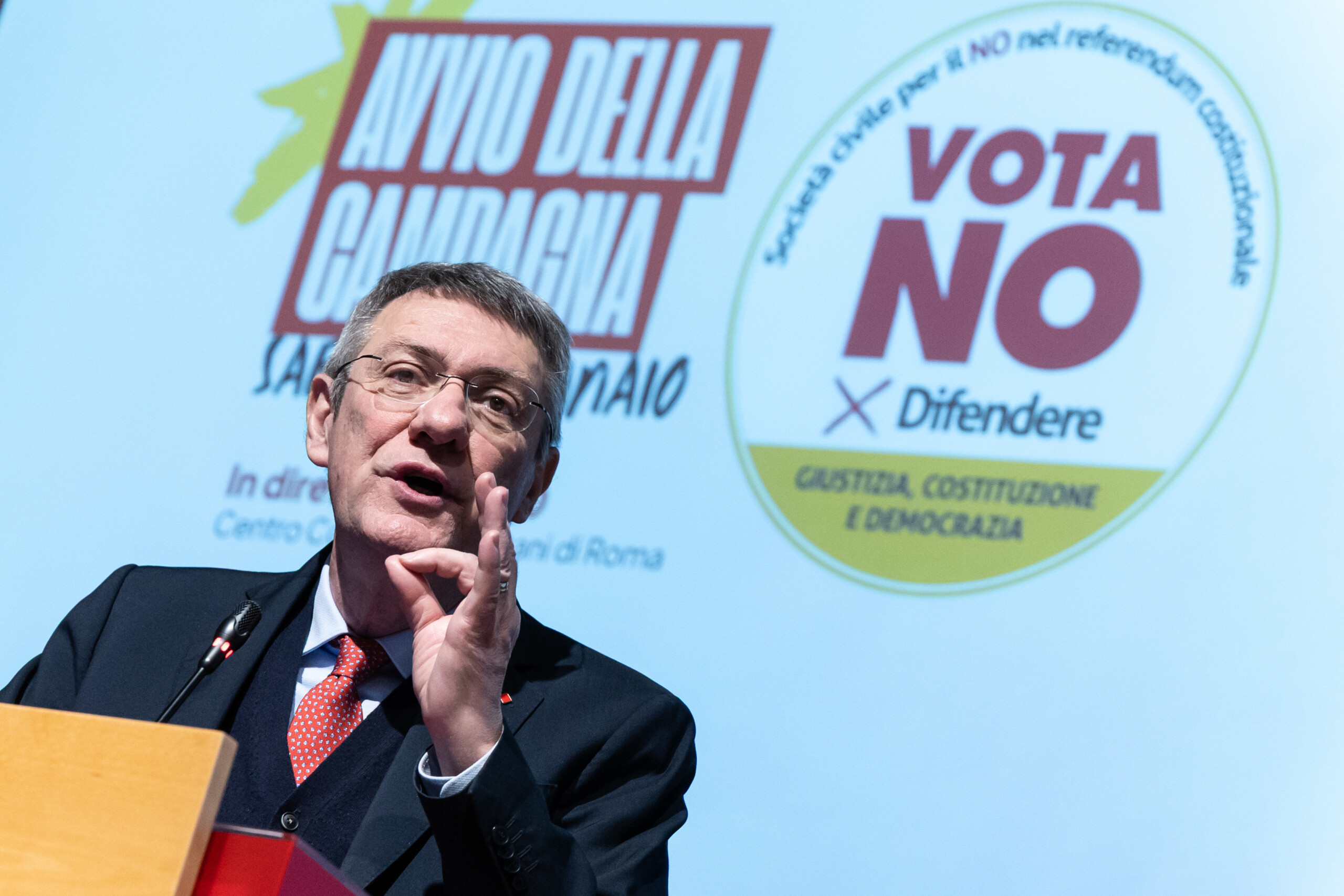 travail landini les salaires doivent etre negocies chaque annee pour compenser linflation scaled