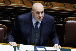 ukraine crosetto cesser le soutien revient a renoncer a la paix