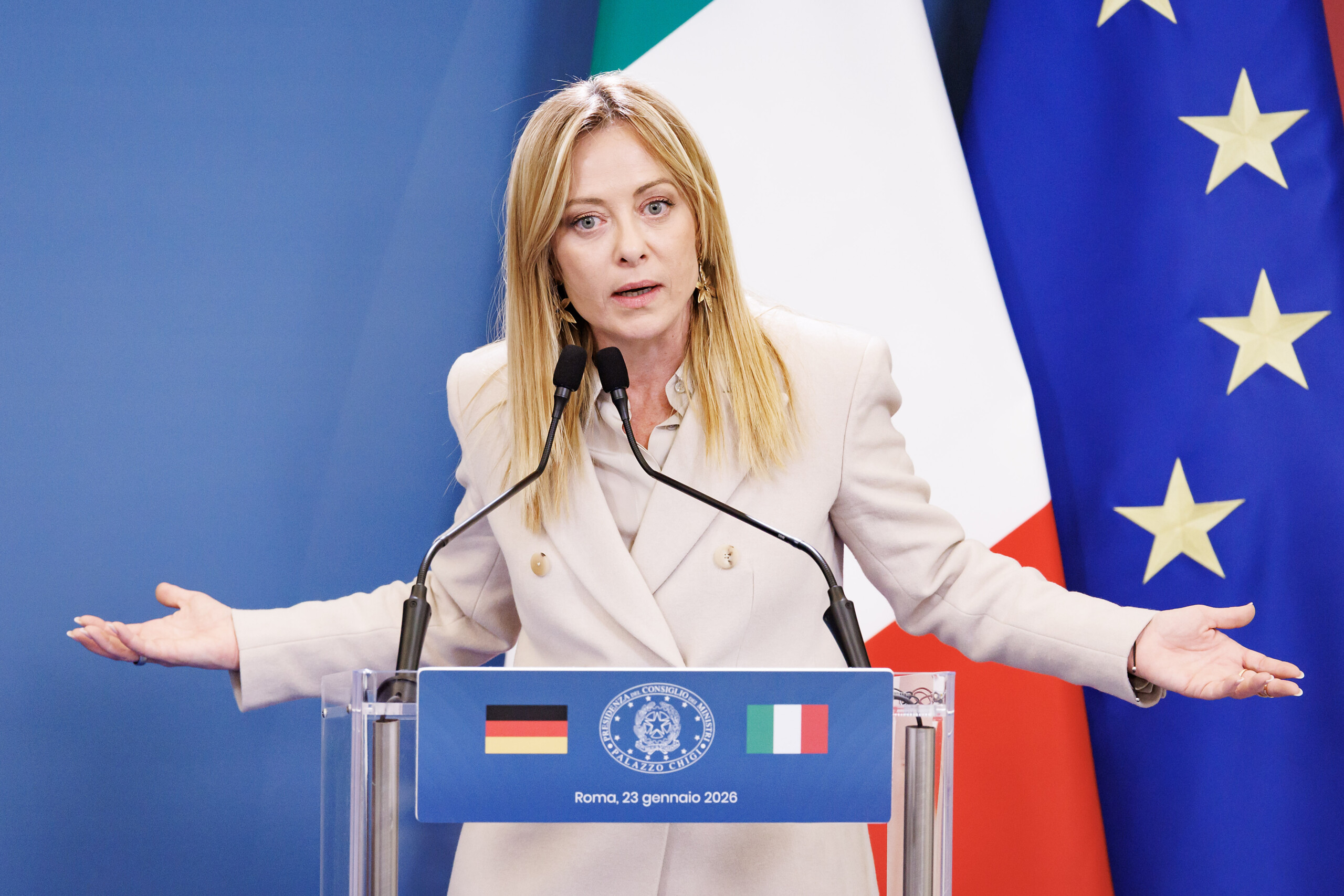 crans montana meloni indignee par la liberation de moretti un affront a la memoire des victimes scaled