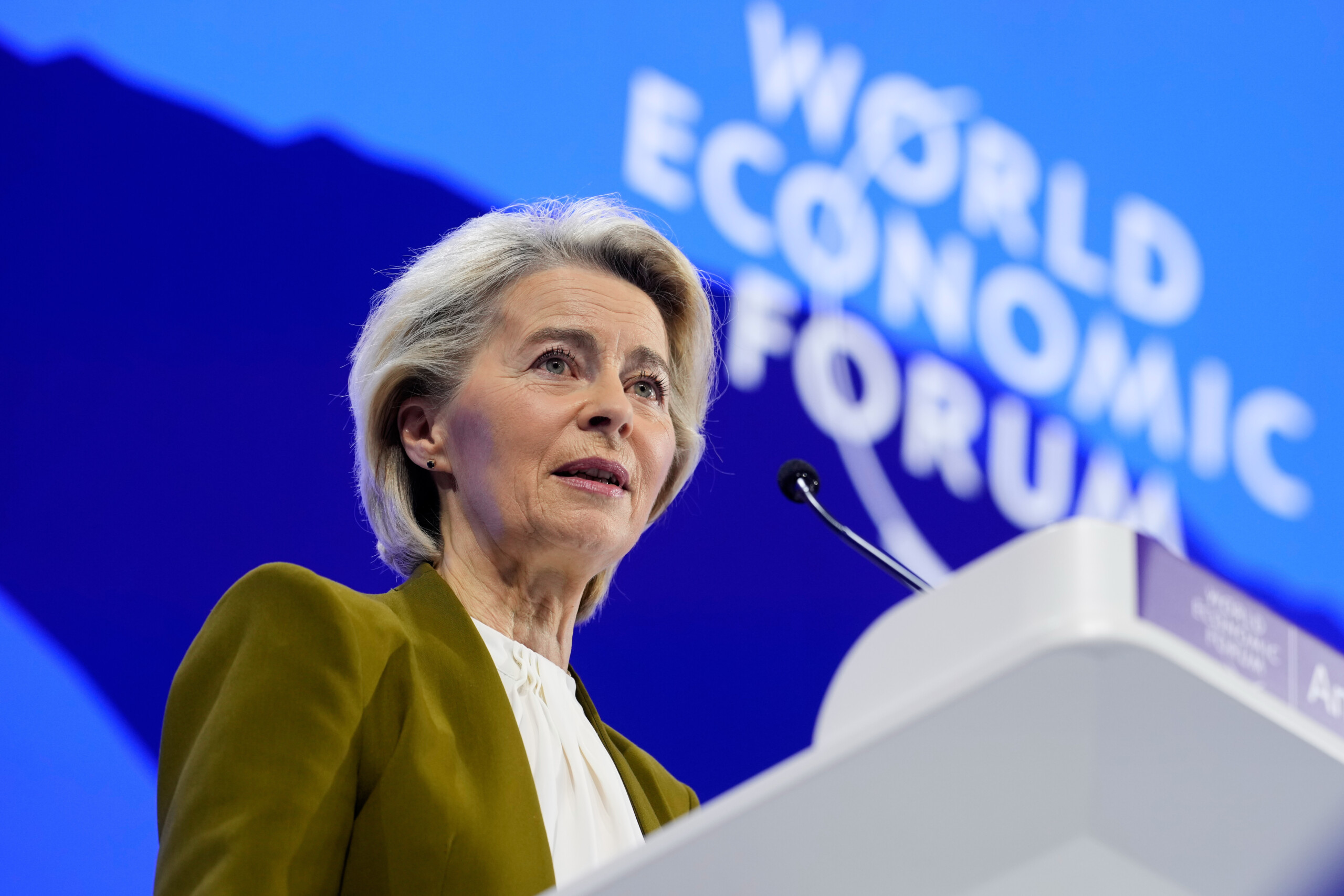 ukraine von der leyen nous sommes proches dun accord sur le plan de relance post guerre scaled