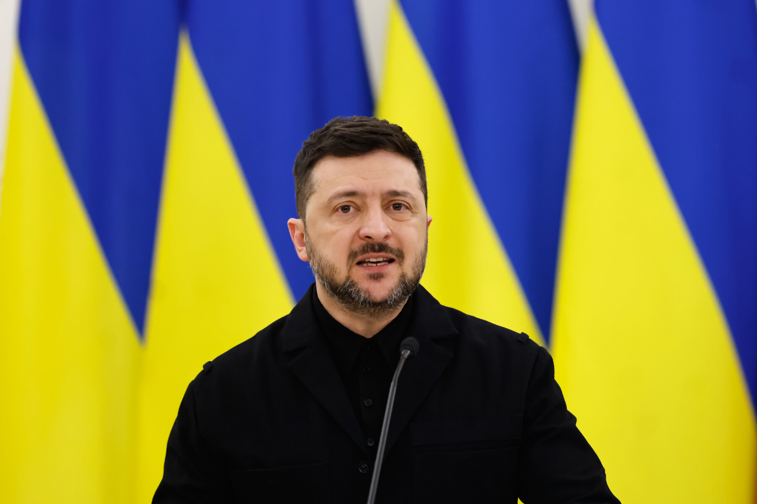ukraine zelensky preparatifs pour de nouvelles discussions trilaterales cette semaine scaled