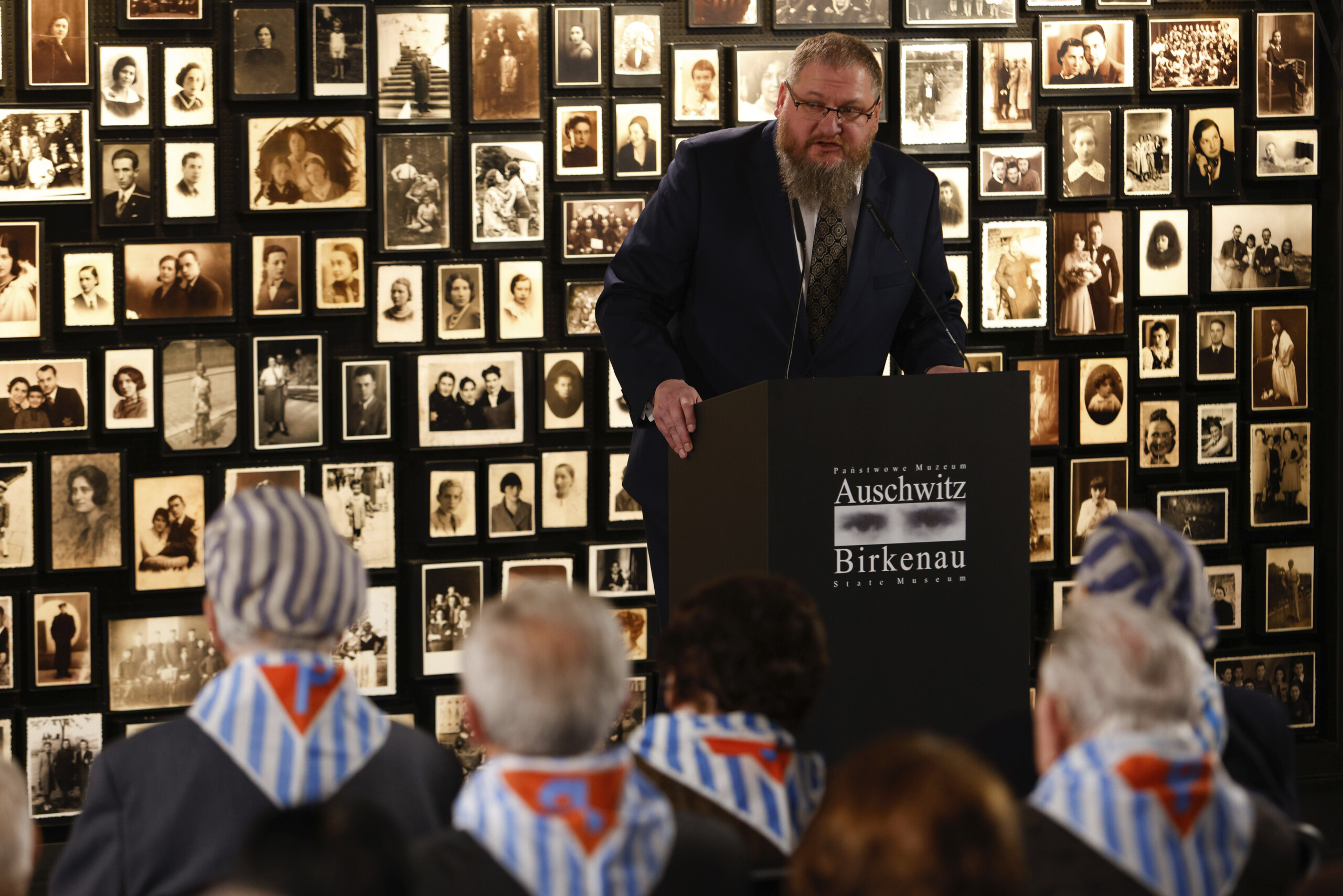 shoah directeur du memorial dauschwitz les survivants nous ont laisse leurs recits scaled