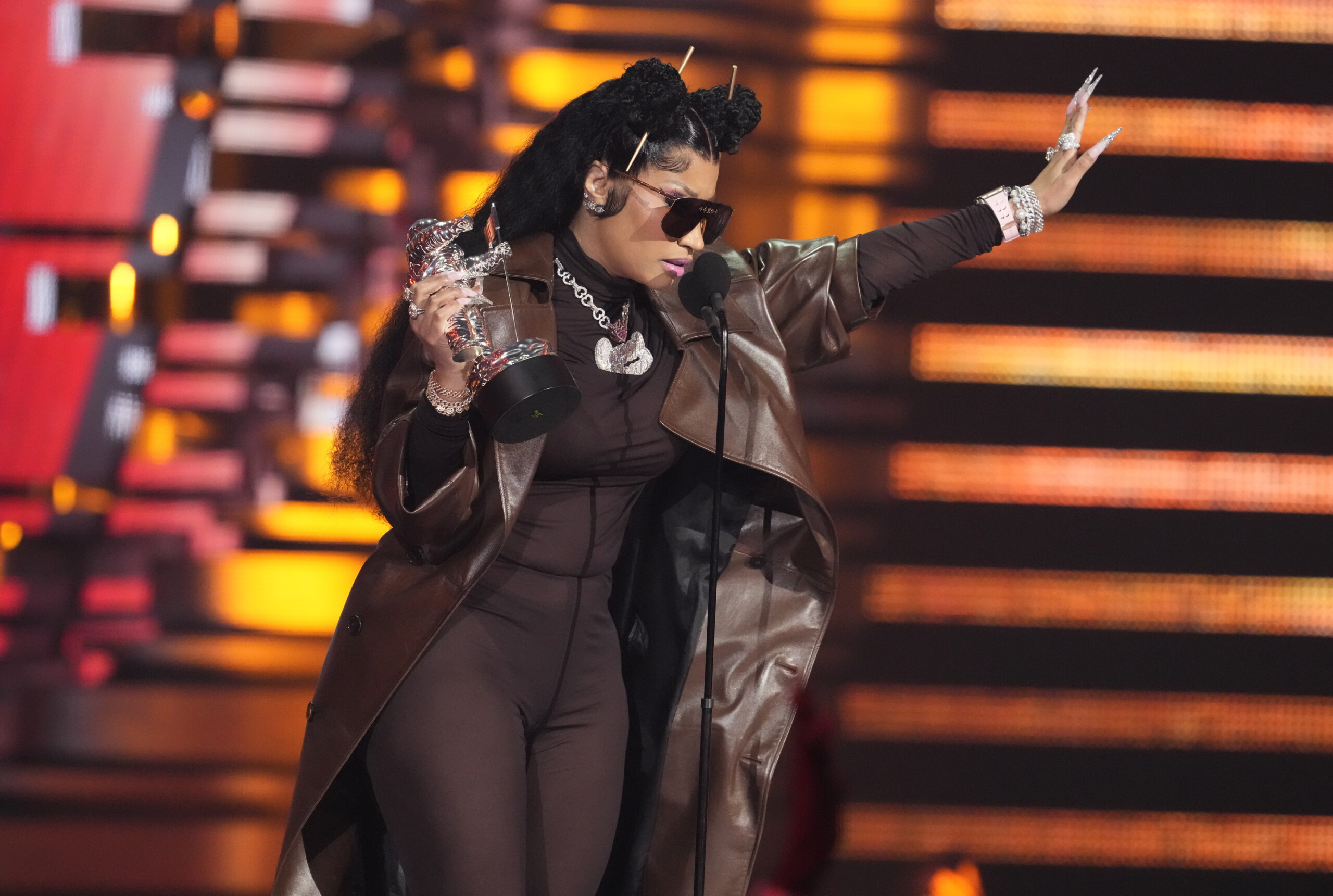 États-Unis, la rappeuse Nicki Minaj sur scène avec Trump : « Je suis sa fan numéro un » 1 etats unis la rappeuse nicki minaj sur scene avec trump je suis sa fan numero un scaled