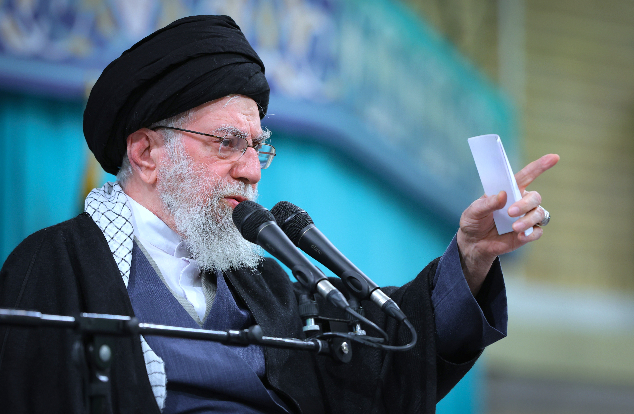iran conseiller de khamenei une attaque americaine marquera le debut de la guerre nous frapperons tel aviv