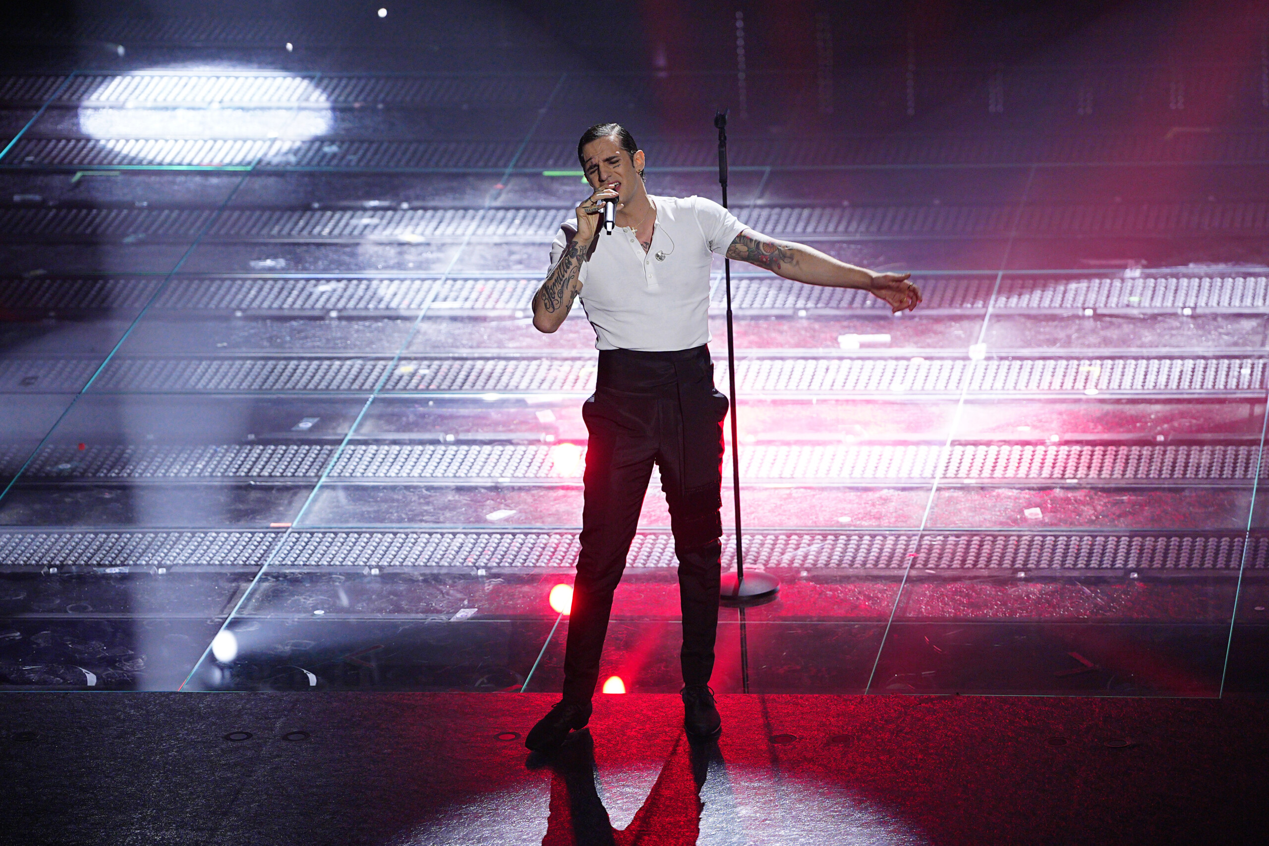 Sanremo : Achille Lauro co-présentateur de la deuxième soirée 1 sanremo achille lauro co presentateur de la deuxieme soiree scaled