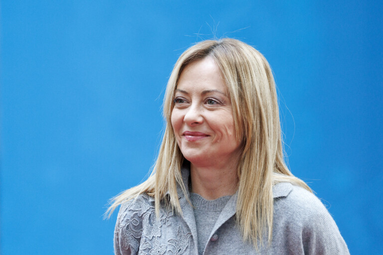 rome meloni en plaisantant non je ne ressemble decidement pas a un ange