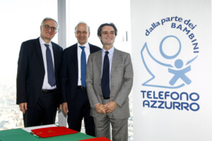 cyberharcelement telefono azzurro plus dun million de victimes agees de 15 a 19 ans