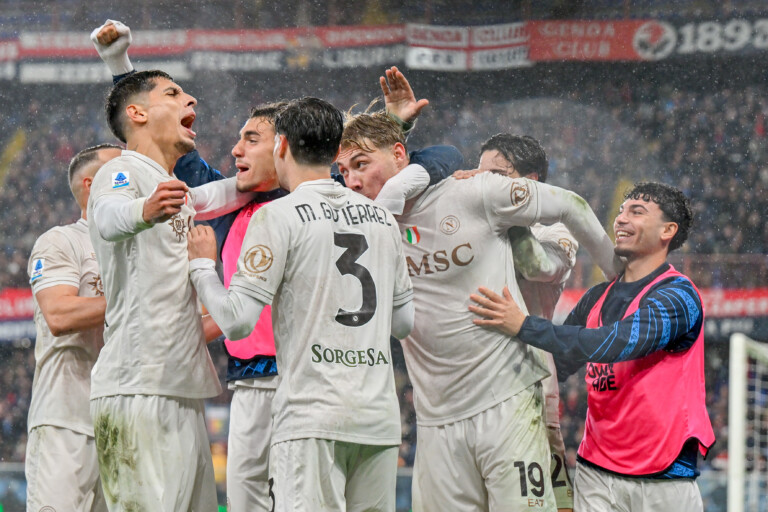 football serie a genoa napoli 2 3 hojlund decide sur penalty dans le temps additionnel