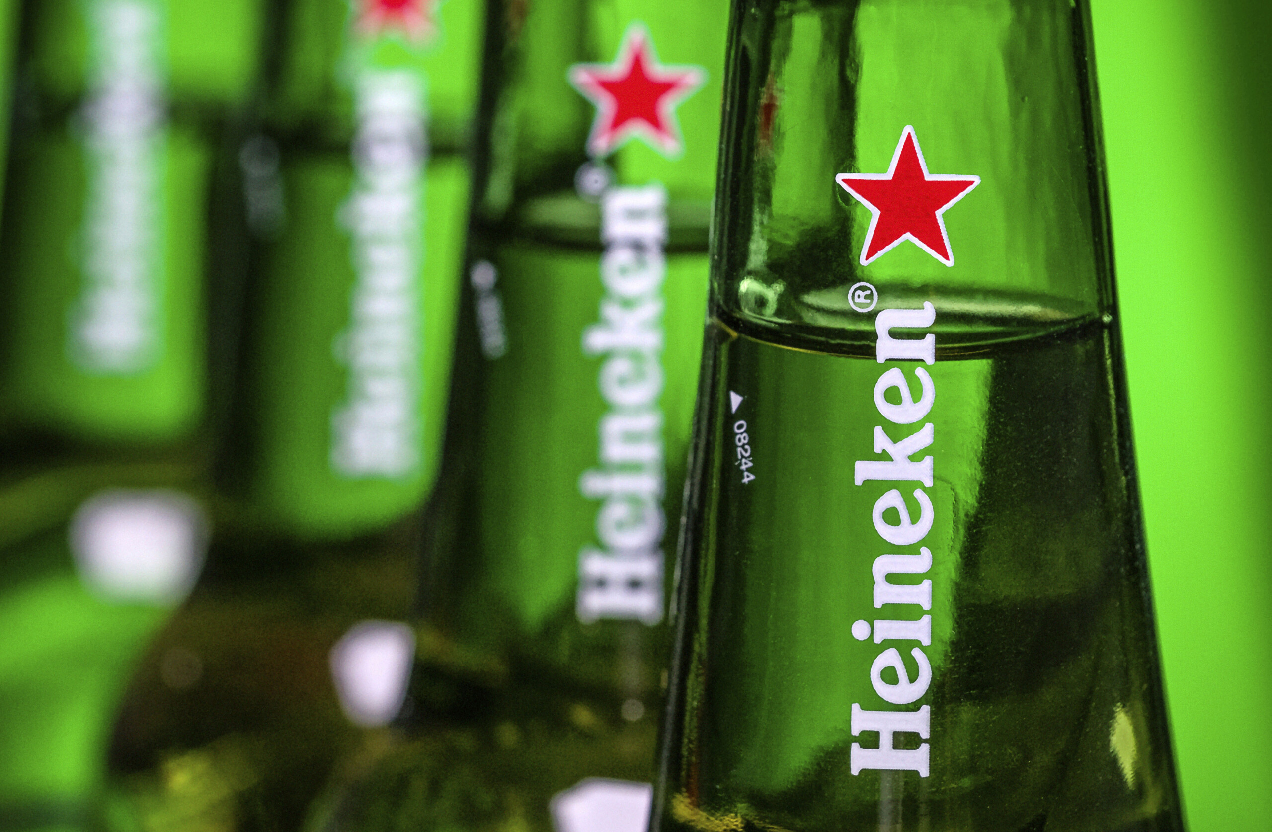 heineken va supprimer jusqua 6 000 emplois dici deux ans scaled