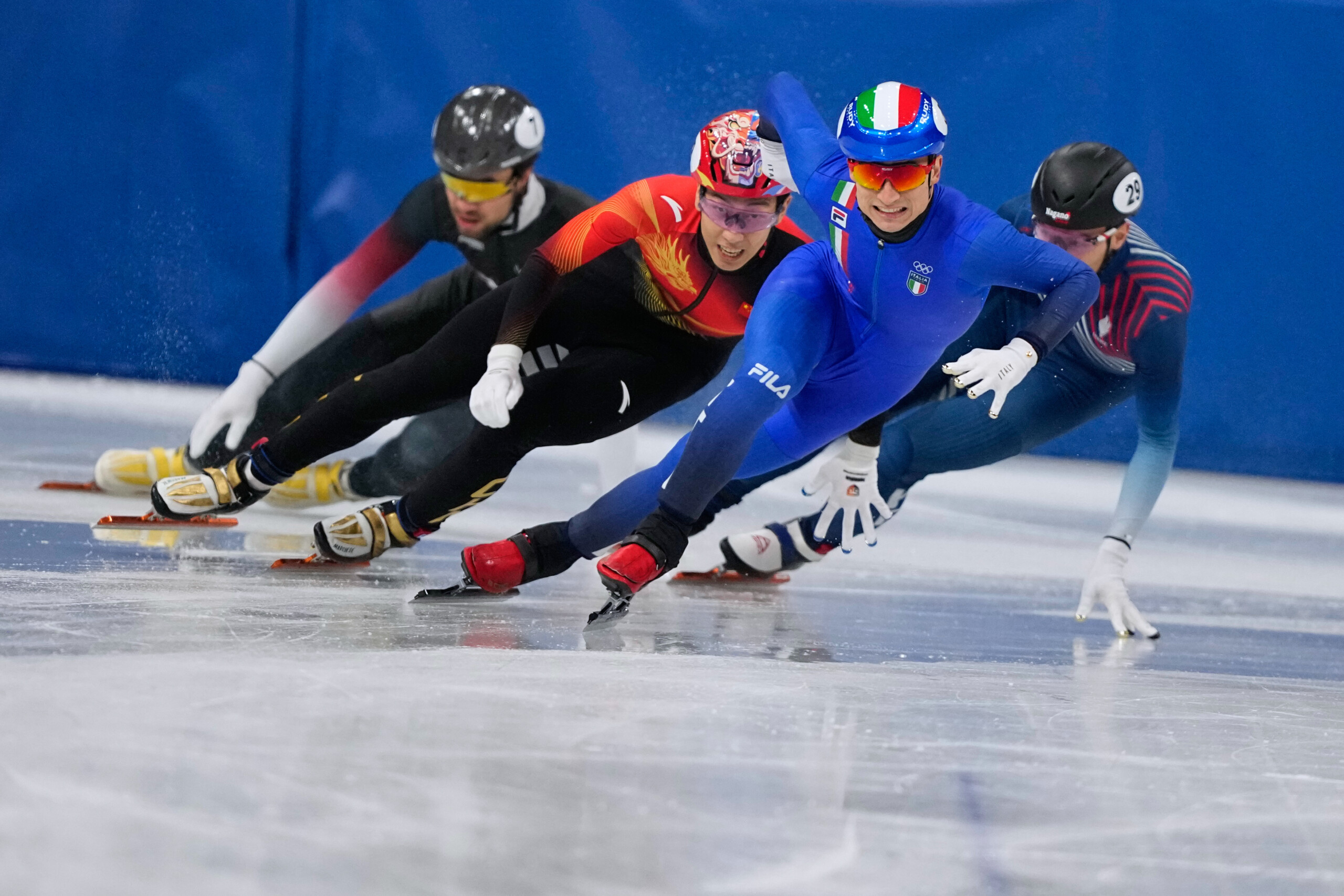 milan cortina piste courte les italiens en quarts de finale du 1000m hommes scaled