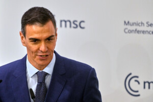 espagne sanchez laugmentation du salaire minimum ameliorera la vie de 25 millions de travailleurs
