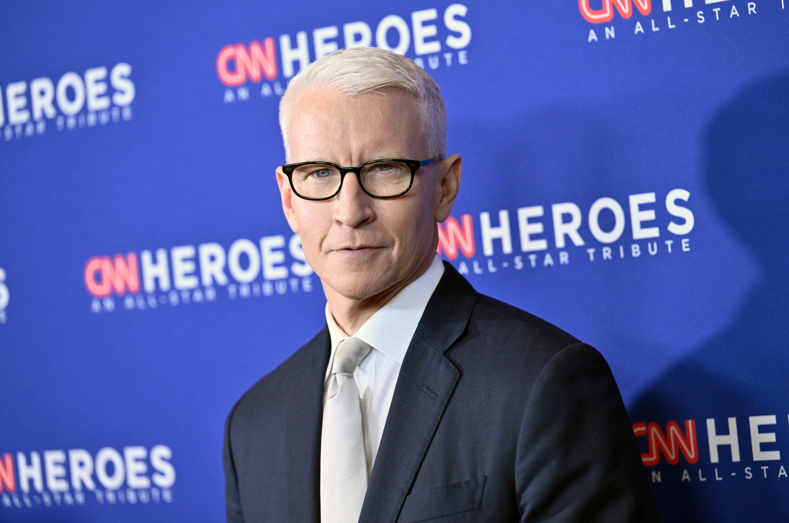 etats unis anderson cooper quitte lemission 60 minutes de cbs scaled