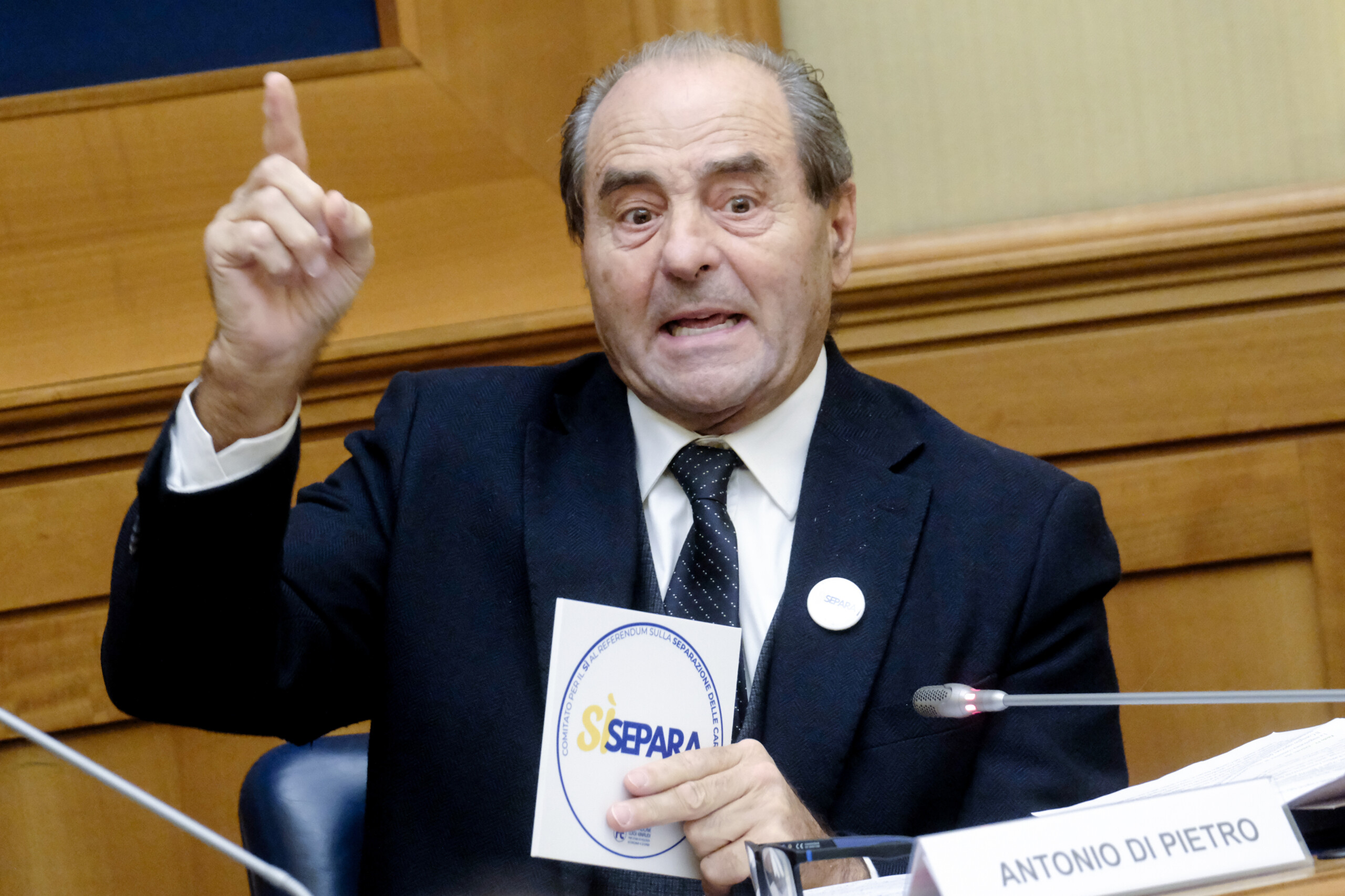 referendum di pietro les affirmations erronees de ceux qui soutiennent le non constituent un delit ethique scaled