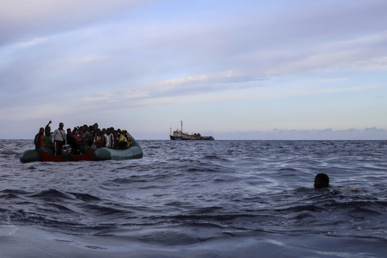migrants immobilisation illegale du sea watch litalie condamnee a verser 76 000 euros de dommages et interets