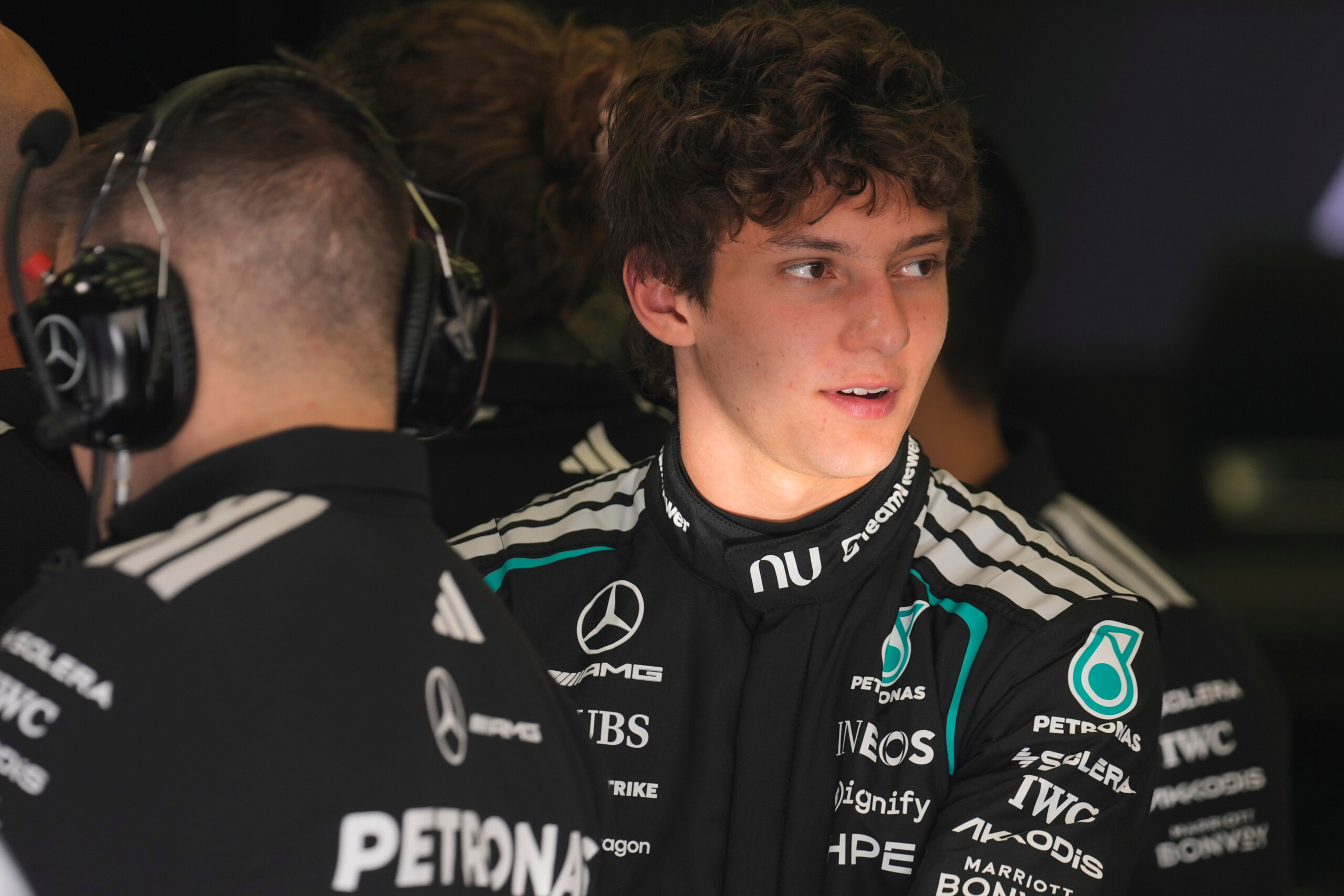 F1 : essais à Bahreïn, Antonelli le plus rapide, quatrième temps pour Hamilton 1 f1 essais a bahrein antonelli le plus rapide quatrieme temps pour hamilton scaled