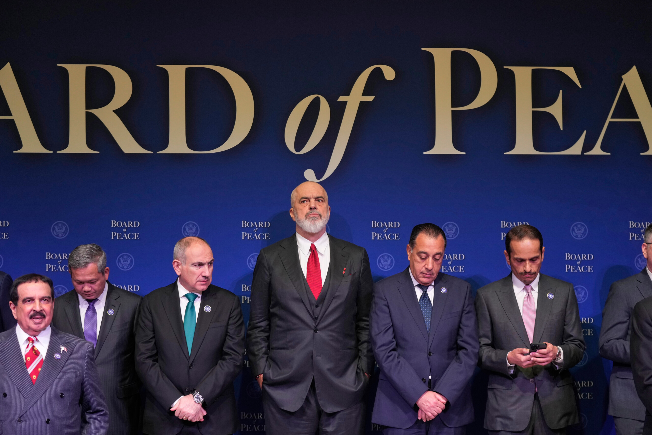 gaza ue nous ne sommes pas membres du conseil les drapeaux ont ete choisis par les organisateurs scaled