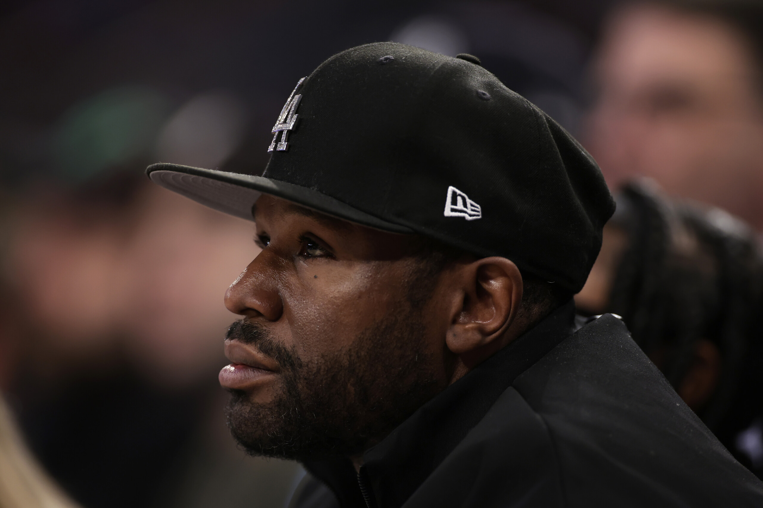 boxe mayweather remontera sur le ring a 49 ans scaled