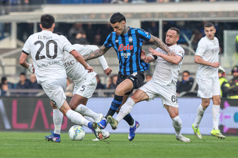 football serie a atalanta naples 2 1