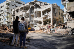 israel six morts dans lattaque iranienne contre beit shemesh